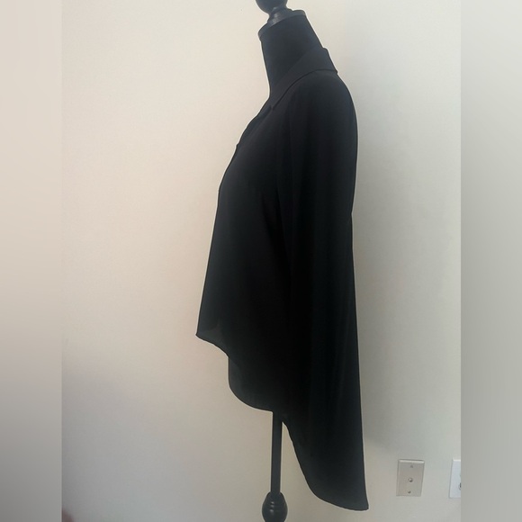 LUSH women’s size M‎ black sheer contrast high/low, button down blouse - Picture 3 of 5